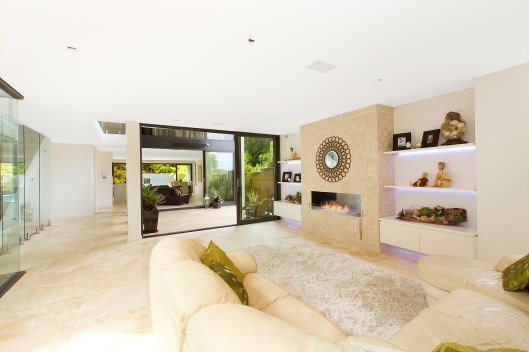 5a Wyuna Avenue - family loving as it should be.